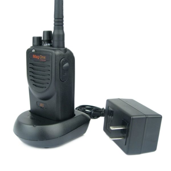 Classic Motorola Mag One A8 VHF UHF Handheld 2-way Radio - Image 2